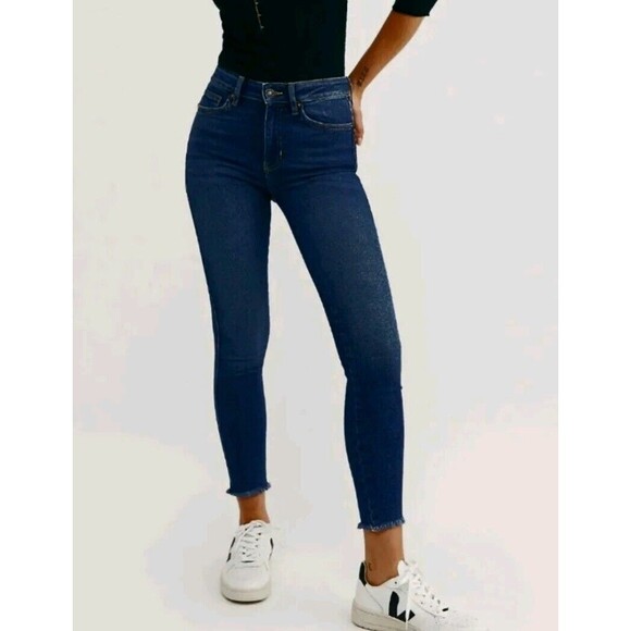 Free People High-Rise Skinny Women's Raw Hem Ankle Jeans Size 27 - Picture 1 of 11